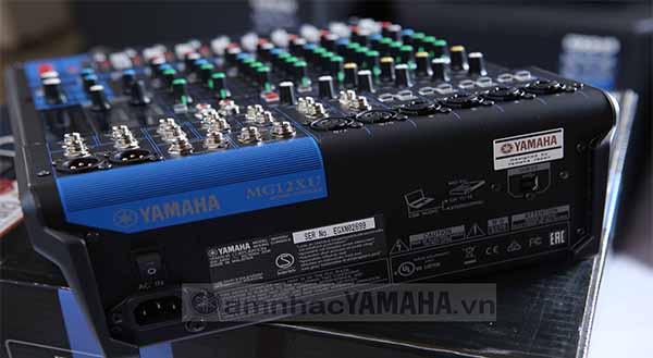 Mixer analog Yamaha MG12XU chính hãng