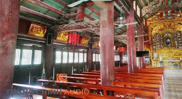 Đặc điểm của hệ thống âm thanh nhà thờ