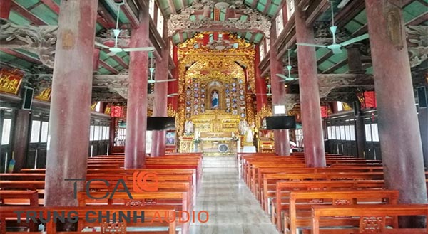 Đặc điểm của hệ thống âm thanh nhà thờ