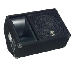 Loa kiểm âm sàn Yamaha SM12V